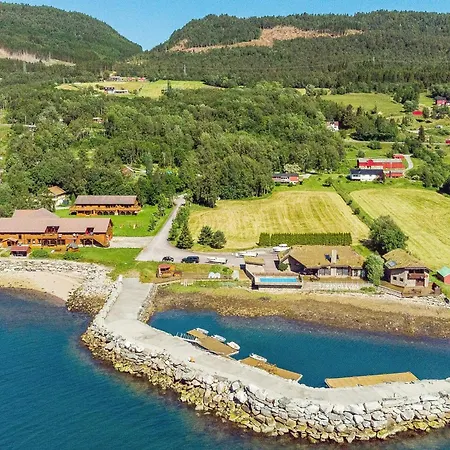 15 Person In Eidsvag-by Traum Сasa de vacaciones Eidsvåg