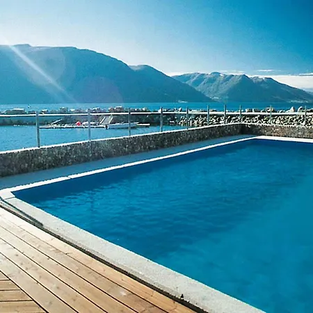 Сasa de vacaciones 15 Person In Eidsvag-by Traum Eidsvåg