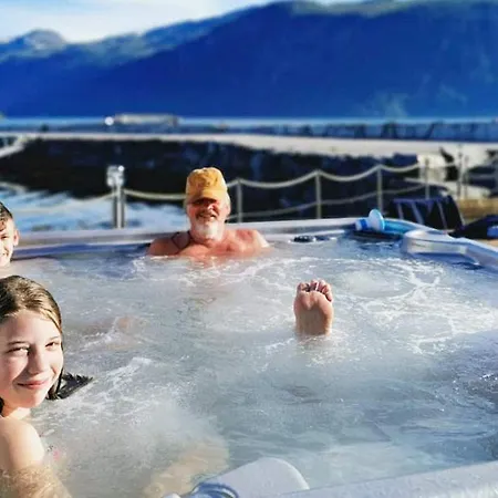 Сasa de vacaciones 15 Person In Eidsvag-by Traum Eidsvåg